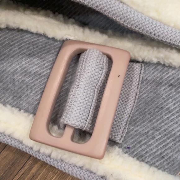 {Alexander McQueen} Cashmere Wool Fleece Moto Jacket - Picture 5 of 11